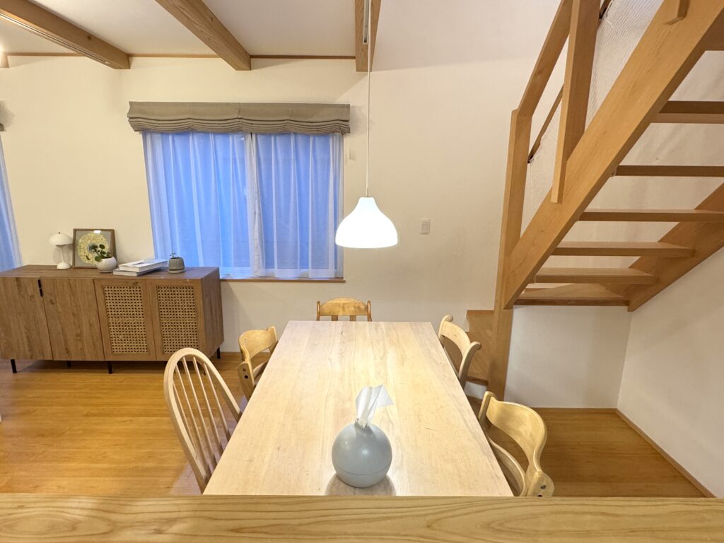 自然素材の家 キッチン ダイニング